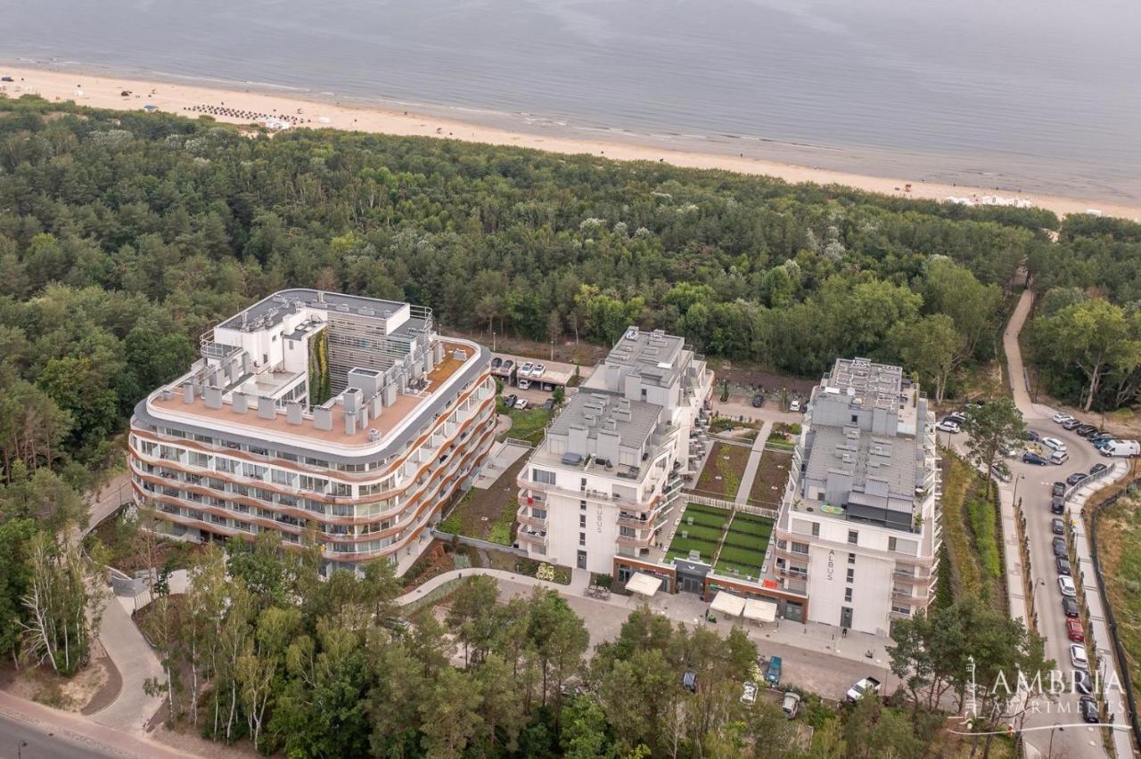 Apartpark Lividius -Uzdrowiskowa 46 Przy Plazy W Swinoujsciu シフィノウイシチェ エクステリア 写真