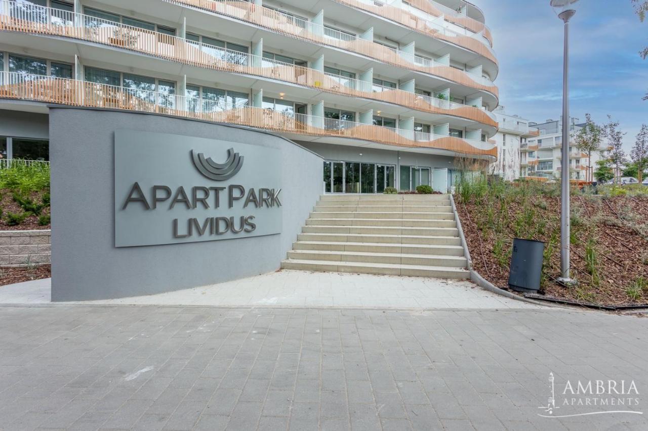 Apartpark Lividius -Uzdrowiskowa 46 Przy Plazy W Swinoujsciu シフィノウイシチェ エクステリア 写真